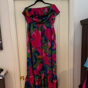Sugarlips Vibrant Floral Maxi Dress